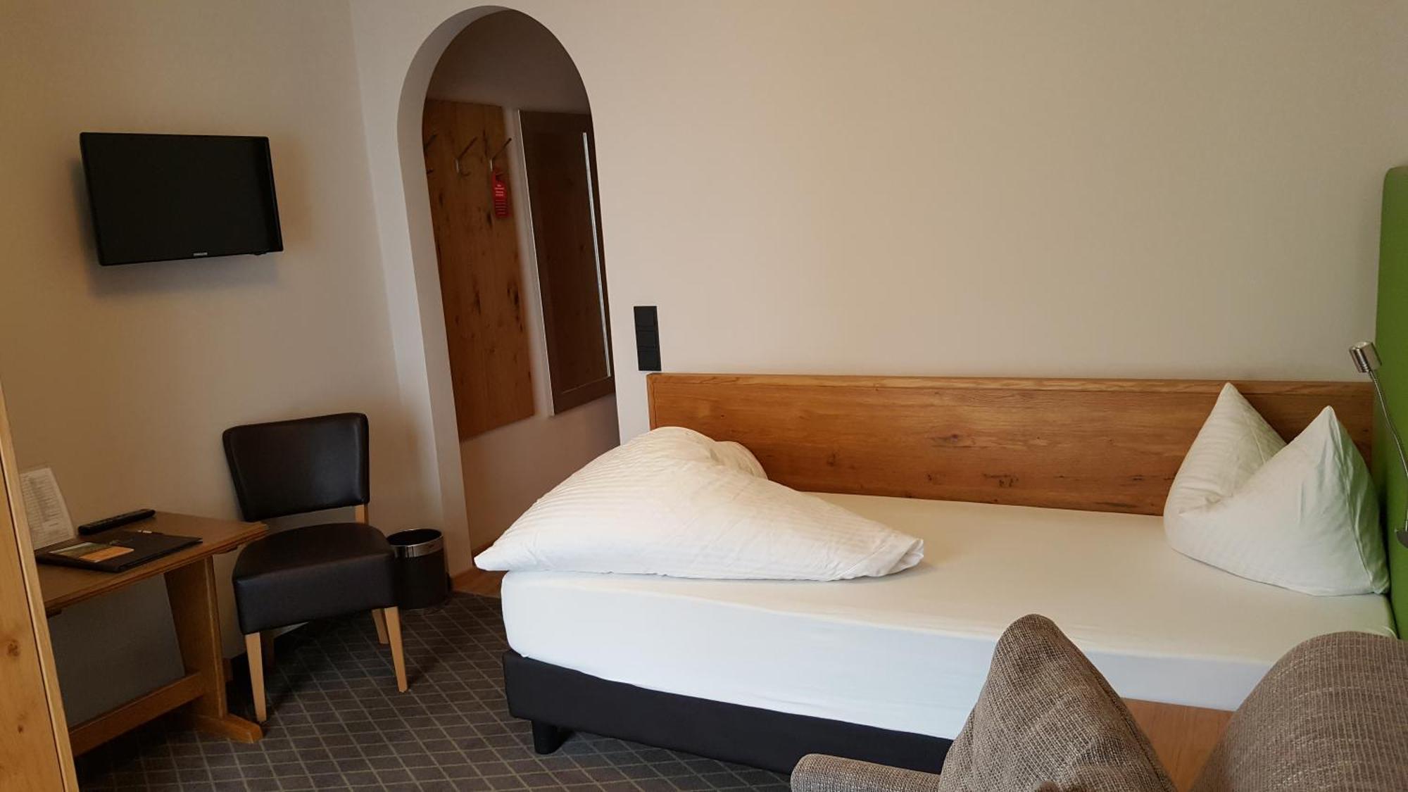 Hotel Mozart Landeck Extérieur photo