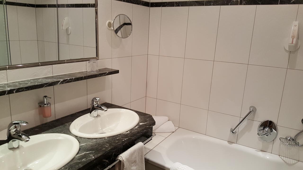 Hotel Mozart Landeck Extérieur photo